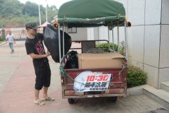 “衣暖人心”：克明員工將舊衣送給貧困地區(qū)